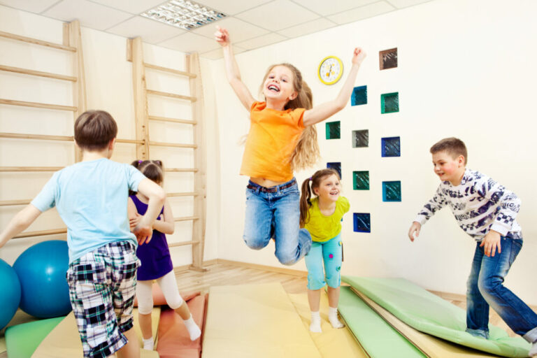 Fitte kids: 8 praktische tips voor meer beweging