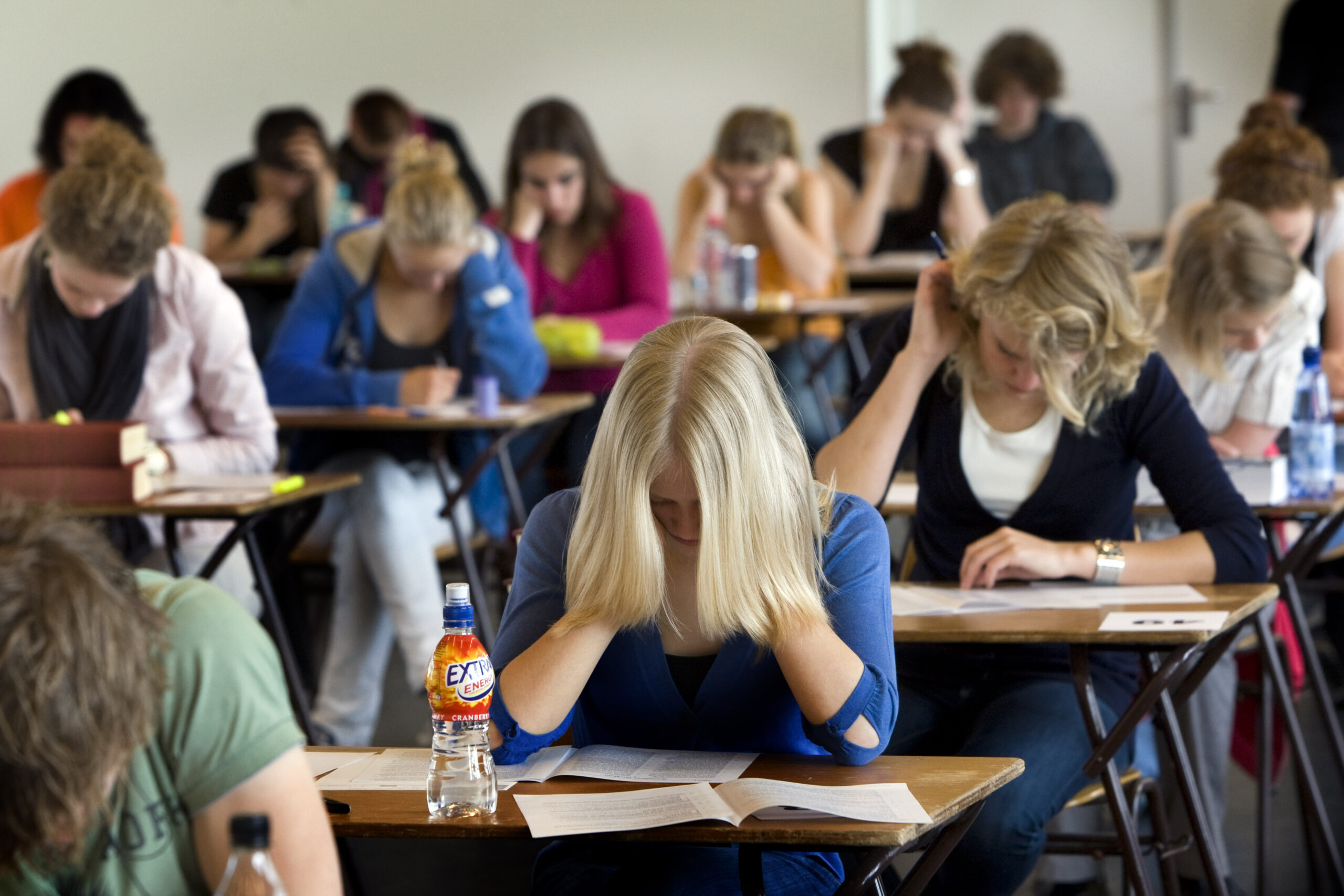 Het examen Nederlands onder vuur - Onderwijs van Morgen