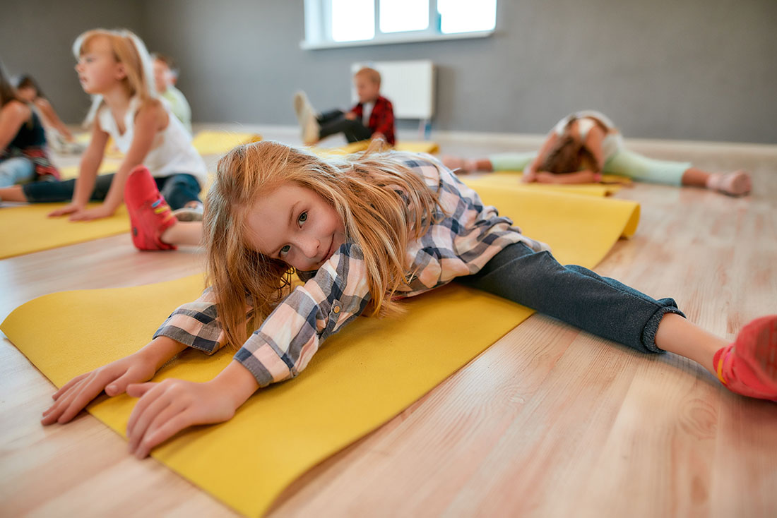 Yoga in de klas: hersenhelften in balans