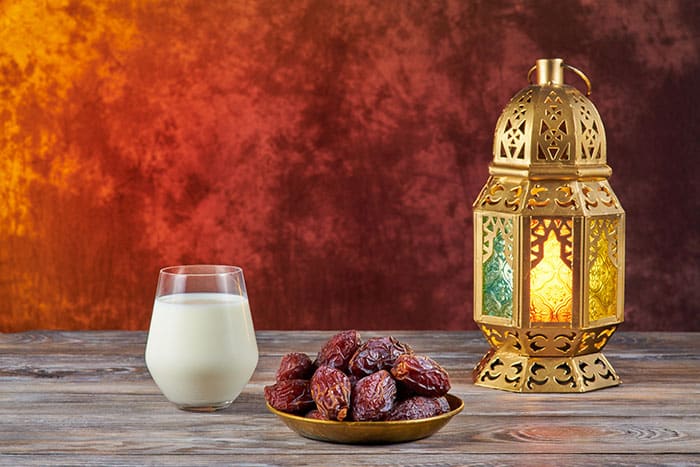 Ramadan dadels en kaars