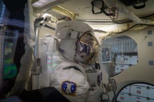 Astronaut in ruimteschip