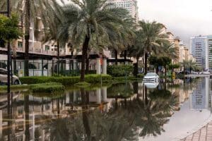 Ondergelopen straten in Dubai
