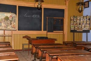 Een oud klaslokaal uit 1905