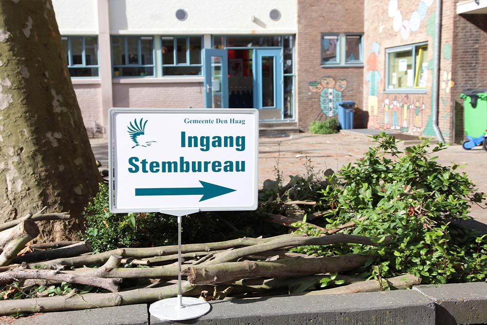 Een school in Den Haag is open als Stembureau