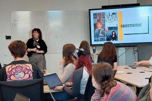 Docent van de maand Mabel Zwaan