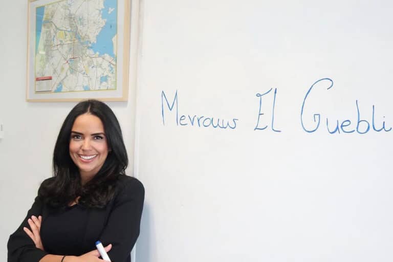 Docent van de maand Nouhaila El Guebli